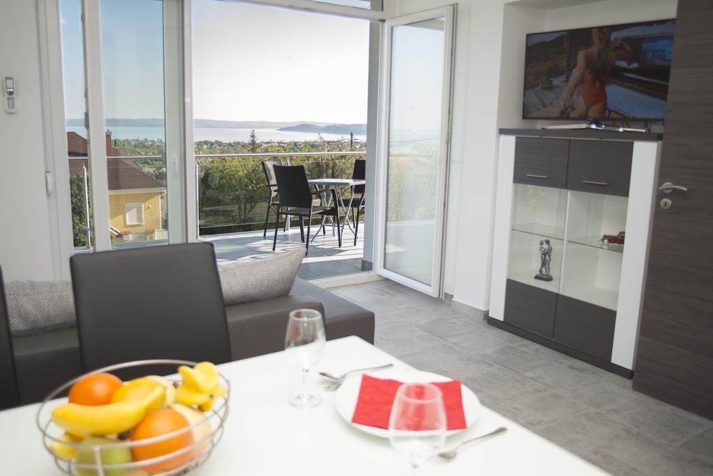 Lakeview Apartments Balatonfuered Exteriér fotografie
